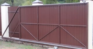 Купить откатные ворота из профнастила Вичуга, цена от 1752 руб.