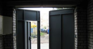 Купить гаражные ворота распашные Вичуга, цена от 3864 руб.